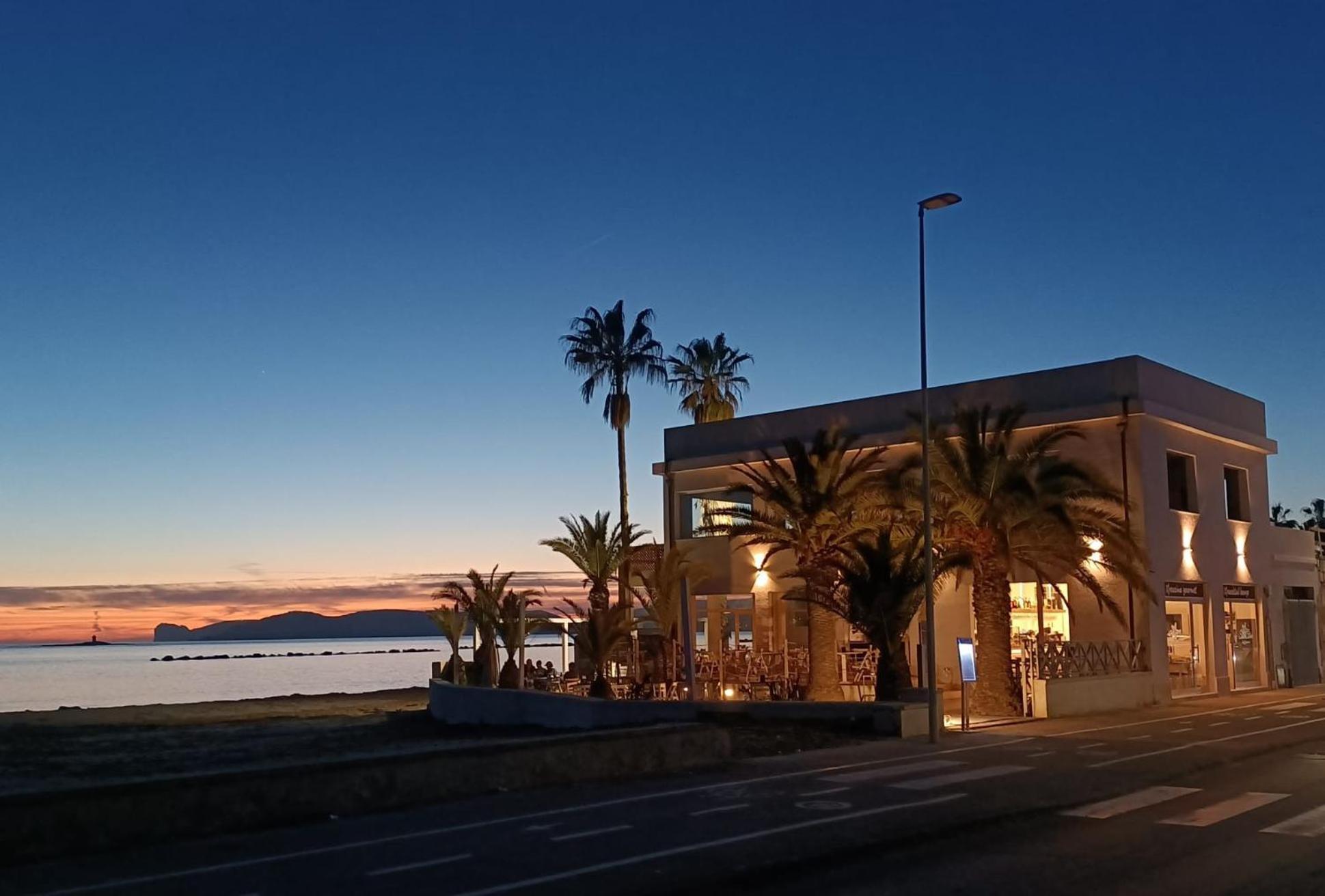 Lido Di Alghero Rooms On The Beach Kültér fotó