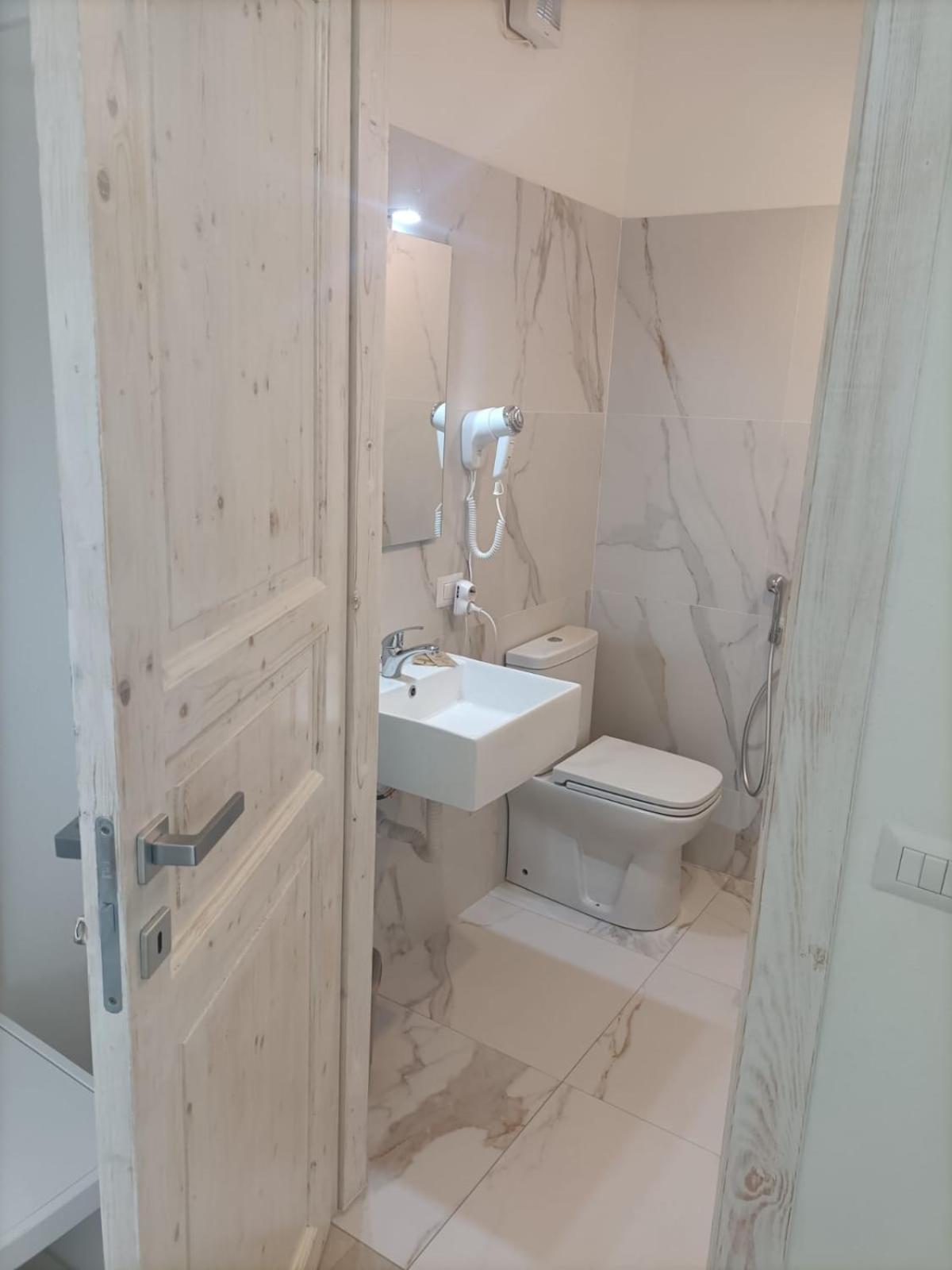 Lido Di Alghero Rooms On The Beach Kültér fotó
